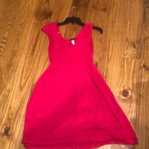 Cute pink sundress!